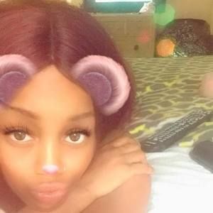 Meet your Posher, Renee